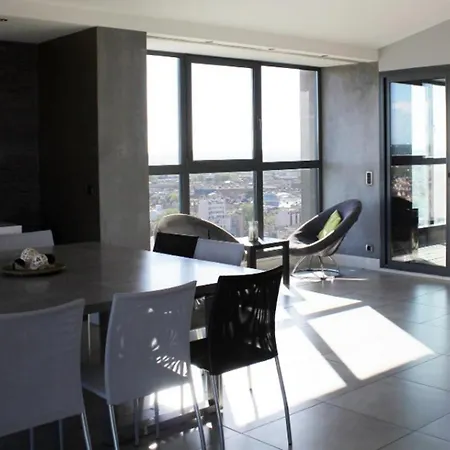 Apartment Le 19 - The Luxury Penthouse With Breakfast *